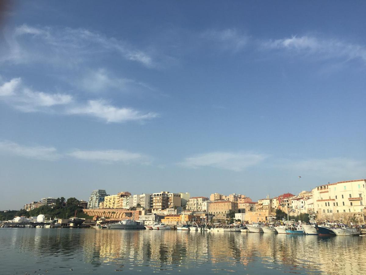 La Gemma Nel Borgo B&B Térmoli Exterior foto